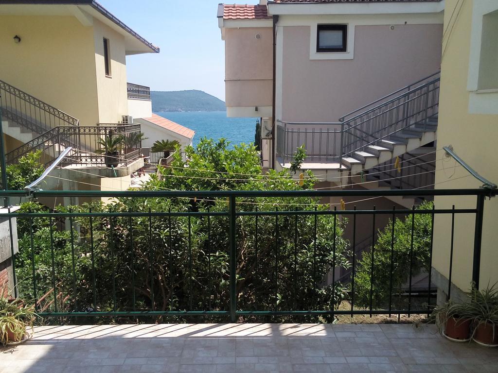 Apartments Volega Herceg Novi Exterior photo